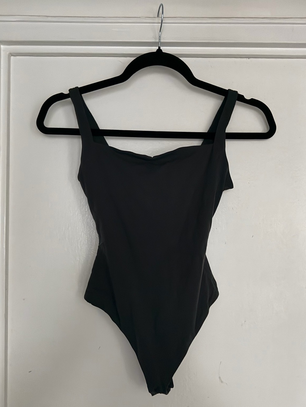 Skims Fits Everybody Squre Neck Bodysuit